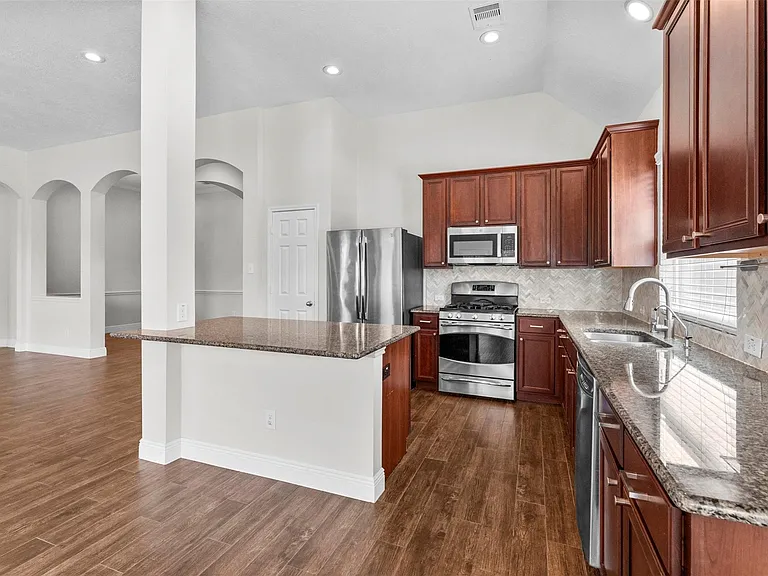2558 Marufo Vega Dr — Photo 12