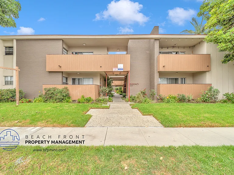 10327 Downey Ave — Photo 29