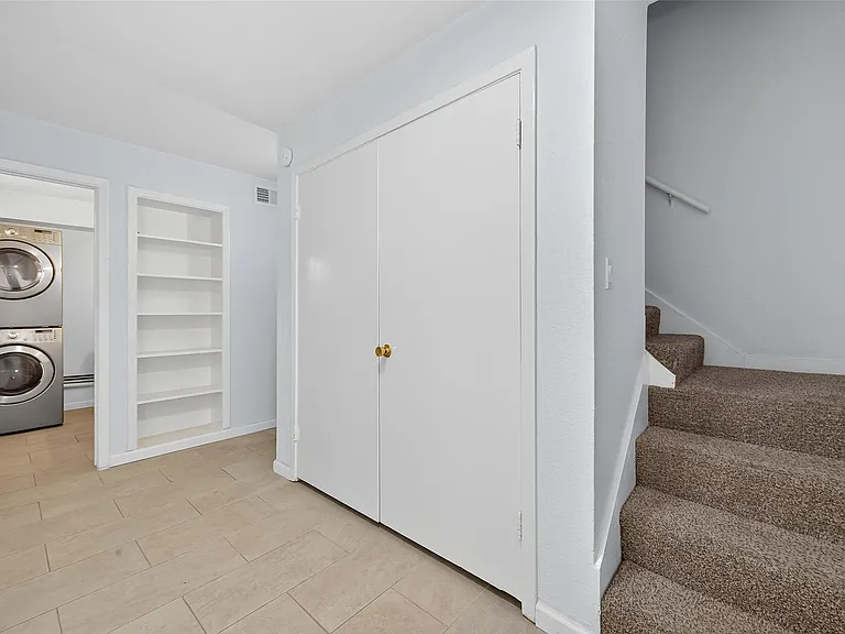 6201 Ranchester Dr #29 — Photo 4