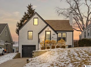 4528 Poppleton Ave, Omaha, NE 68106