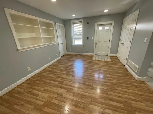 1900 W 3rd St APT B, Wilmington, DE 19805