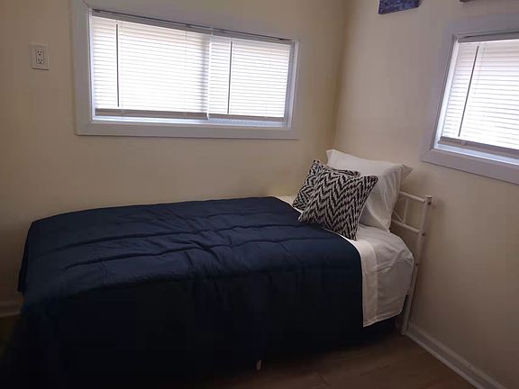 3rd image of 109 Rogers Ave #3