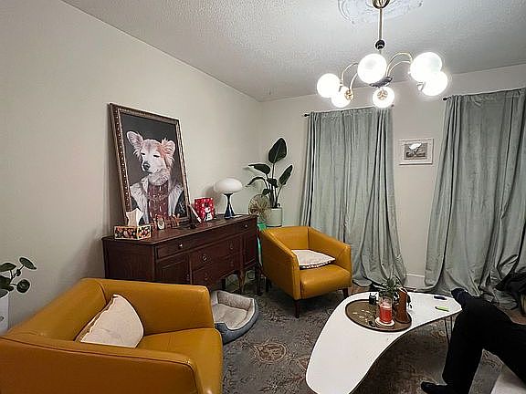 2nd image of 514 Douglas Ave