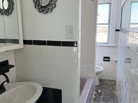 2nd image of 19 Butler Ave Floor 3