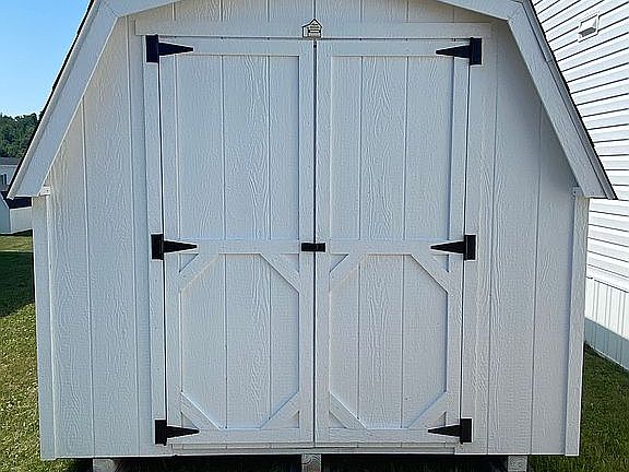 7866 Big Horn Dr - shed