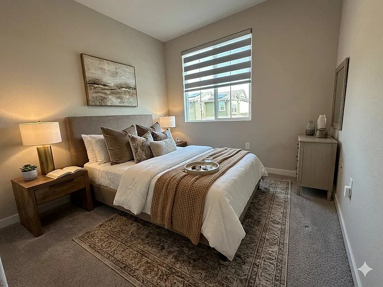 2282 S Podere Dr — Photo 8