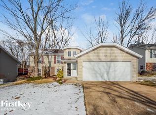 319 Windyoak Dr, Ballwin, MO 63021