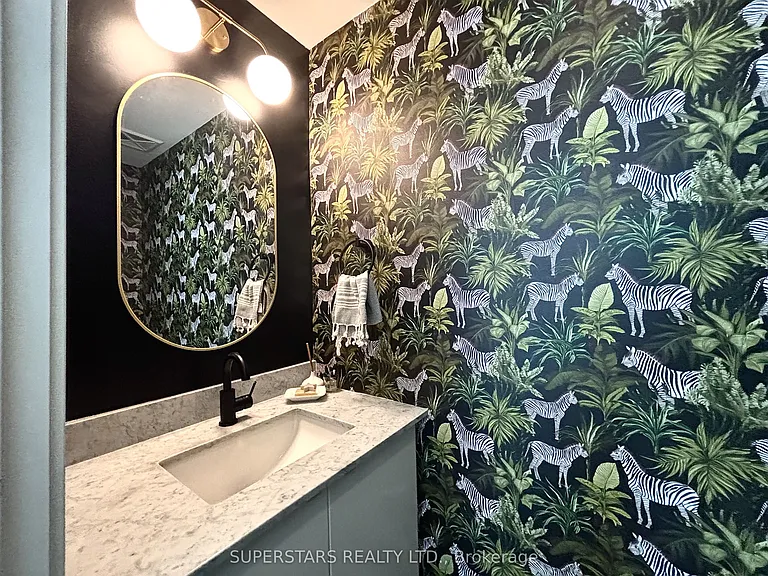 150 E Liberty St #2410 — Photo 5