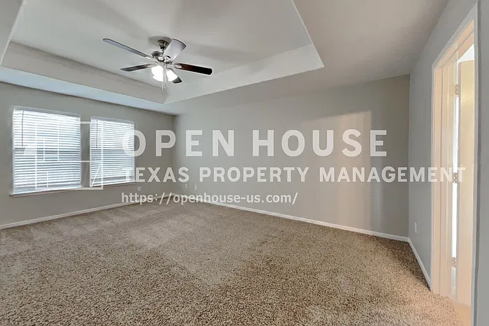 7906 Buffalo View Ln — Photo 8