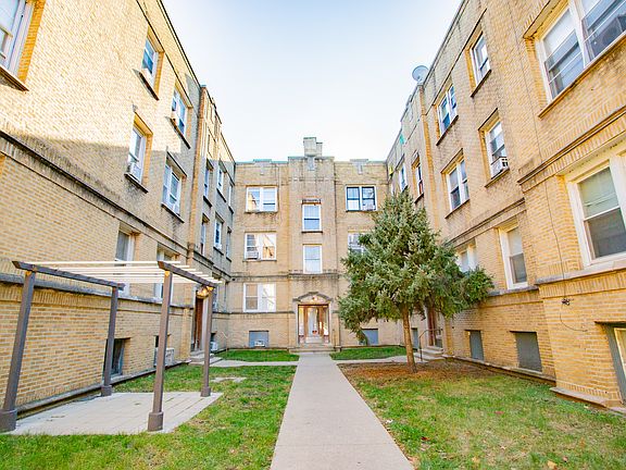 2nd image of 1705 W Wallen Ave APT 3E