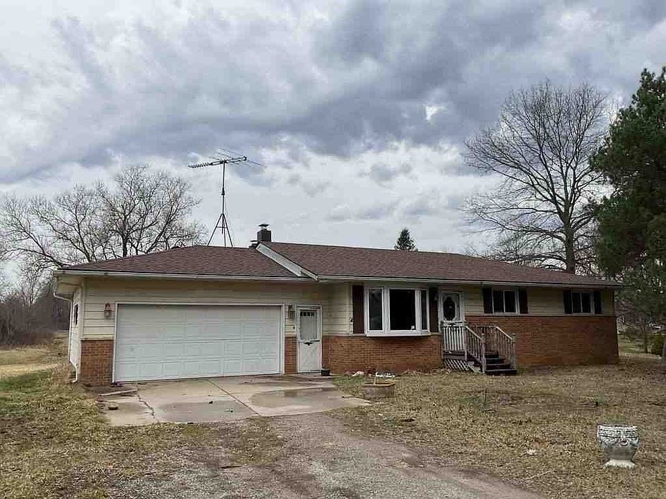1st image of 77811 Andrews Rd