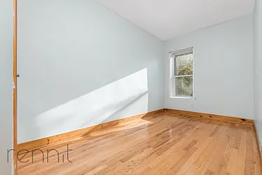 Rented by Rennit Inc.