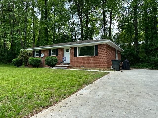 1st image of 73 Carpenter Ln