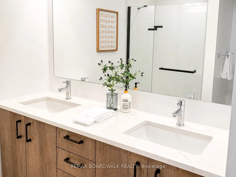 52 Big Dipper St — Photo 34