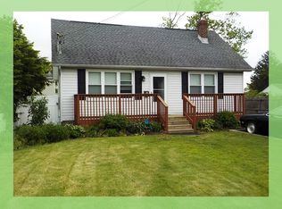 40 Roosevelt Ave, Islip, NY 11751