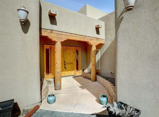 744 Davis Pl, Los Lunas, NM 87031