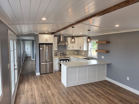 5th image of 57 Lily Ln