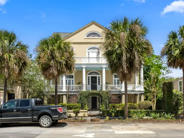 28 Chapel St #2, Charleston, SC 29403