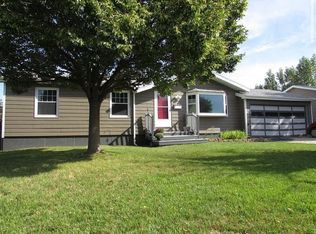 613 34th Ave NE, Great Falls, MT 59404