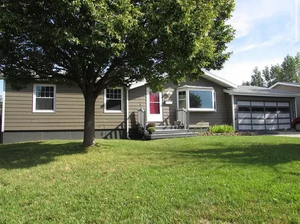 613 34th Ave NE, Great Falls, MT 59404