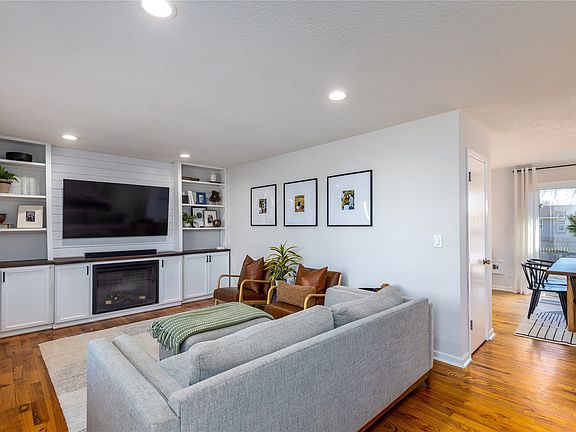 4th image of 321 NE 8th St