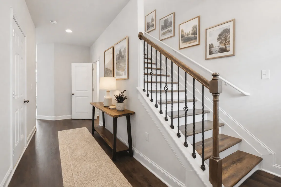The Entryway to the MacLand Layout