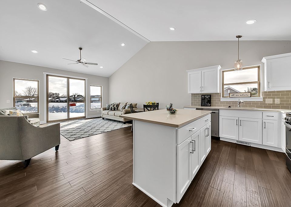 1st image of 48302 Applegrove Ln #24