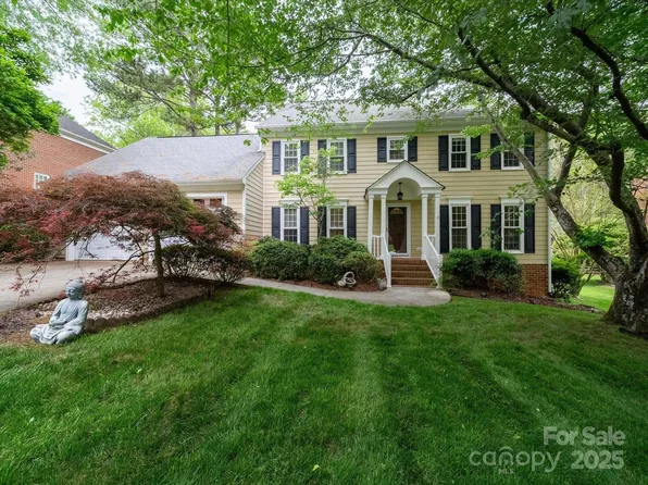 5412 Crosshill Ct, Charlotte, NC 28277
