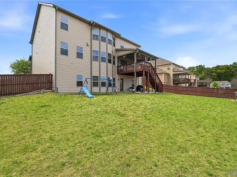 304 Cochin Dr — Photo 54