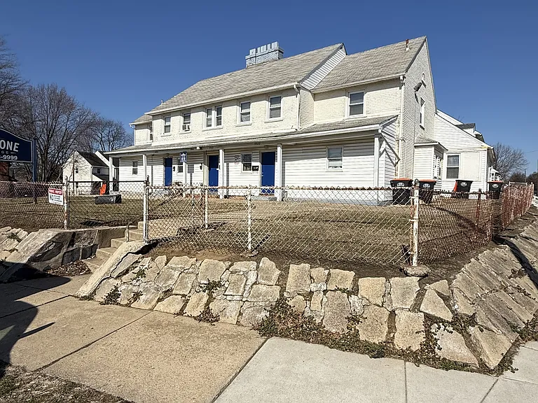 1104 Pine Ln #1 — Photo 13