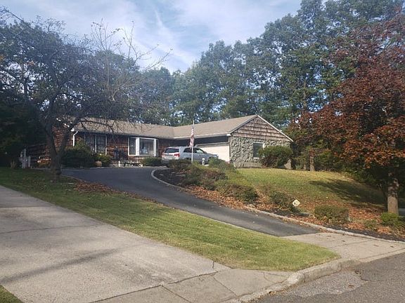 5th image of 3 Hill Dr