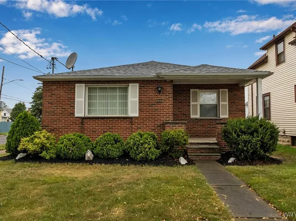 2902 Weston Ave, Niagara Falls, NY 14305