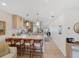 Shenandoah, Miami, FL 33135