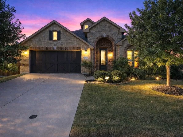 218 Calvert Dr, Midlothian, TX 76065