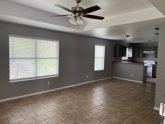 4th image of 1707 Dawson St APT 1201