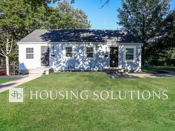 1401 S Hedges Ave, Independence, MO 64052