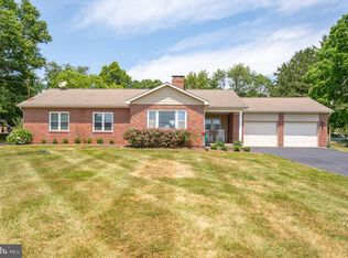 7963 Summit Point Rd, Charles Town, WV 25414