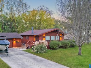 1516 Lakeview Rd N, Dahinda, IL 61428