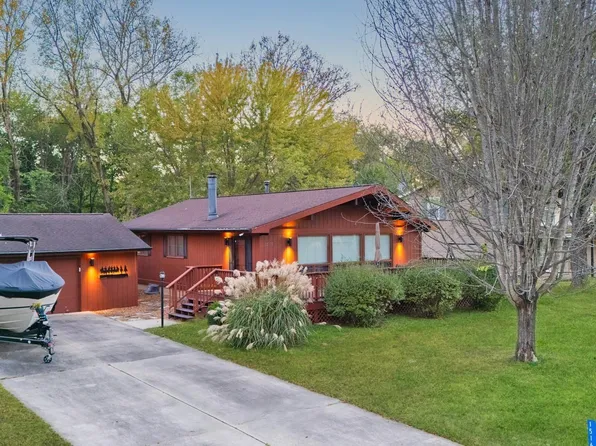 1516 Lakeview Rd N, Dahinda, IL 61428