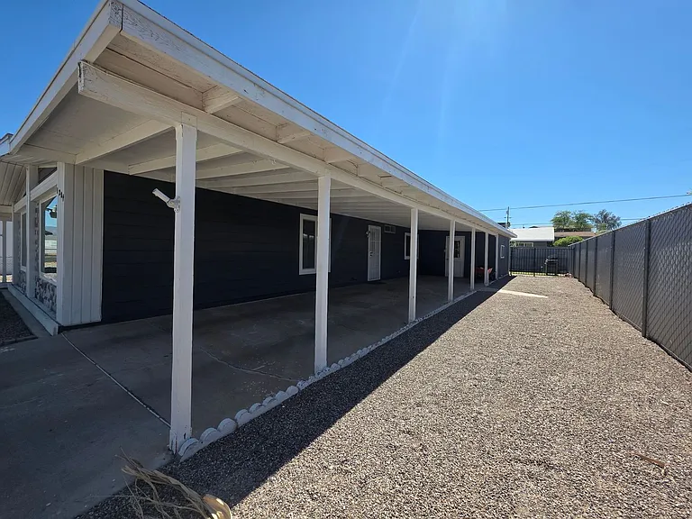 1204 Church St — Photo 17