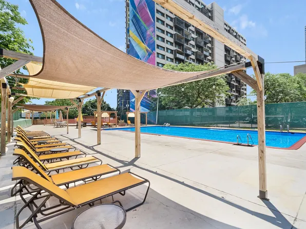 225 Saint Pauls Avenue image 24 of 30