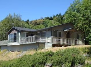 98219 Gavin Ln, Brookings, OR 97415