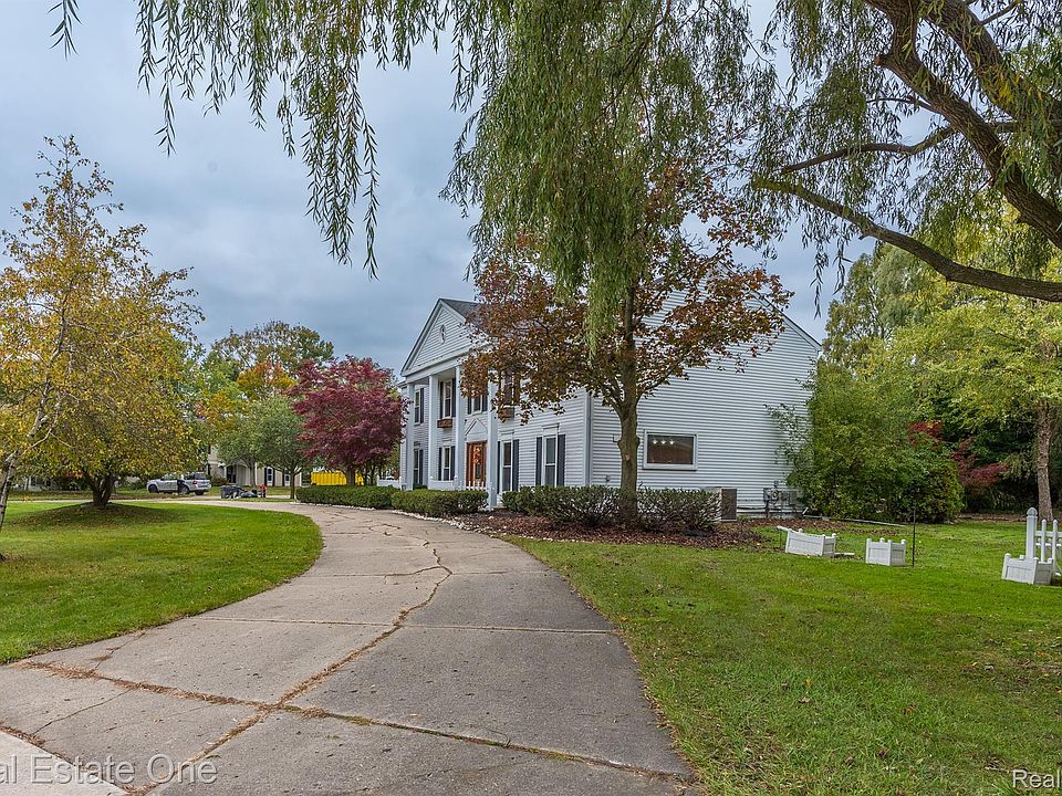 1st image of 5112 Kingsfield Dr