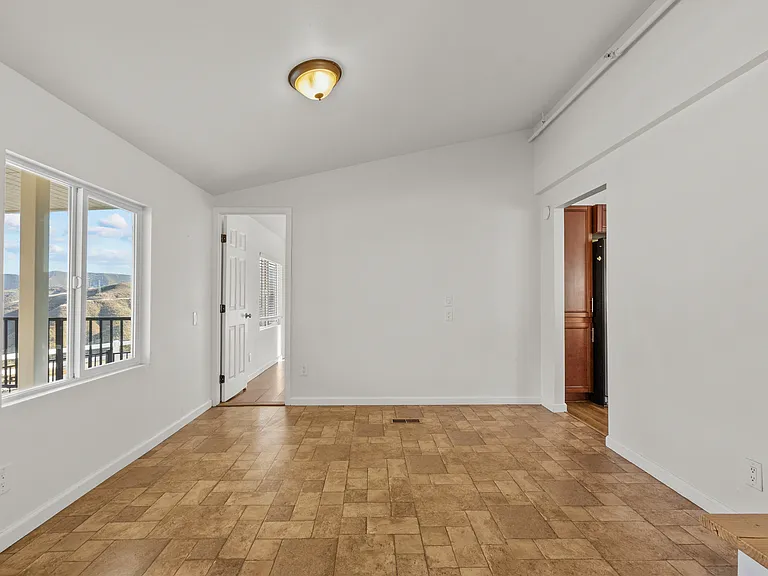 35401 Ridge Route Rd — Photo 26