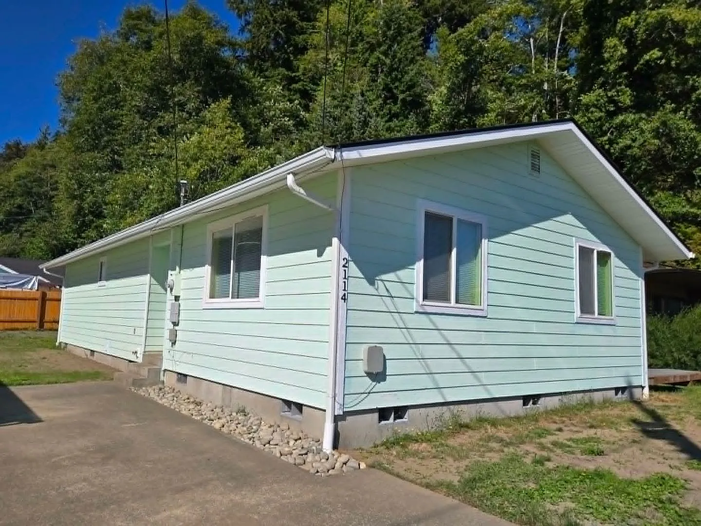 Aberdeen 3 bed, 1 bath home! — Photo 1