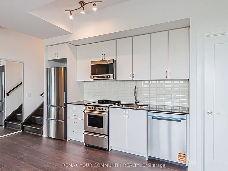 700 Sheppard Ave W #905 — Photo 6