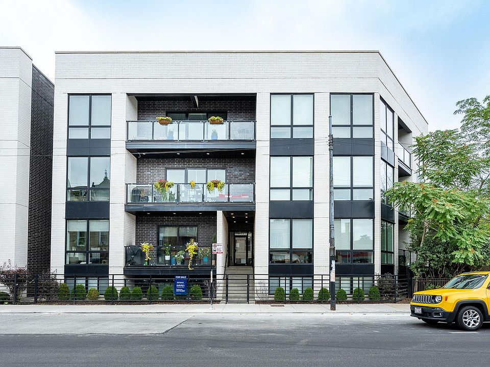1st image of 2854 W Belmont Ave Unit 2W