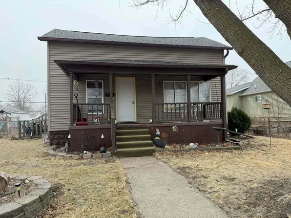 705 Liberty St, Muscatine, IA 52761