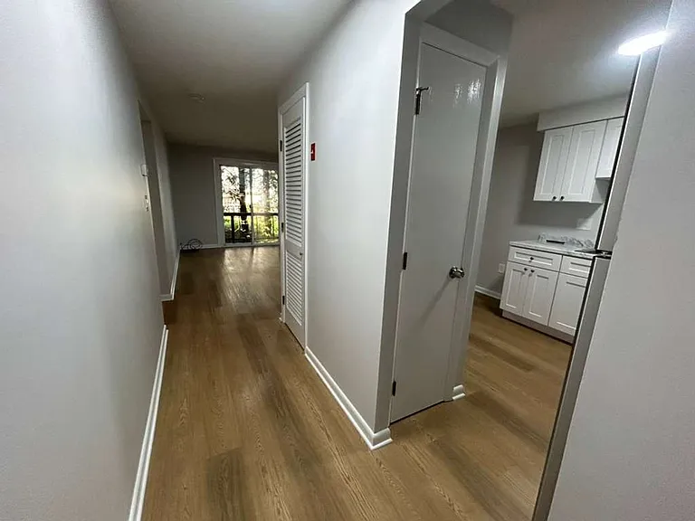 57 Pleasant St — Photo 8