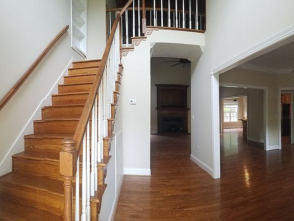 Panorama - Entry Way